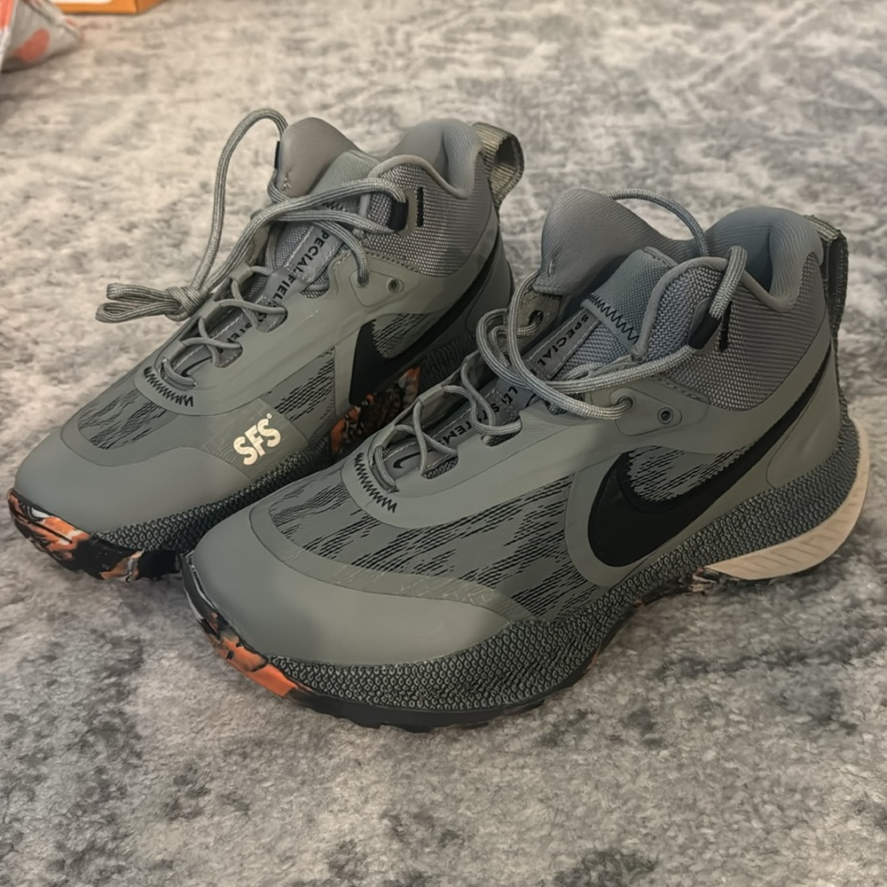 Nike React SFB Carbon